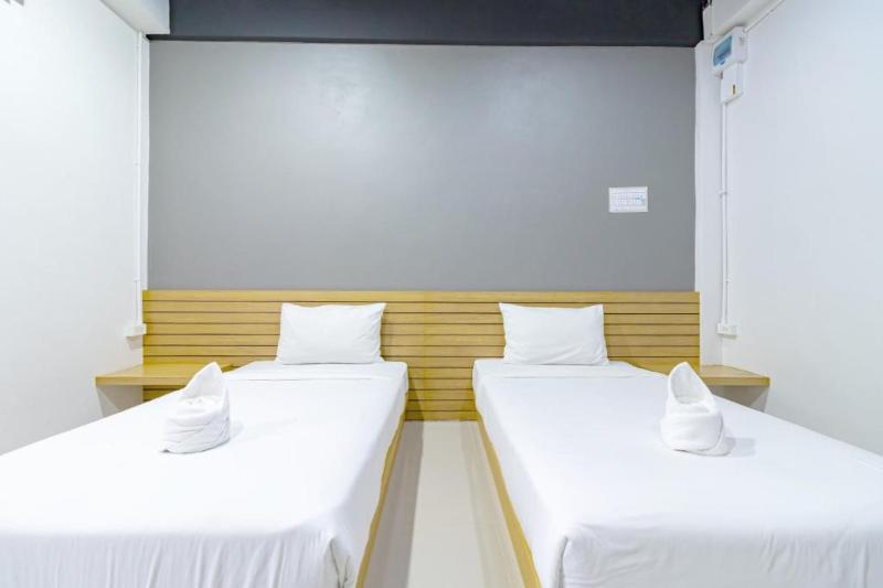 CS Klongtoey Grand Resort by ZUZU - Oda