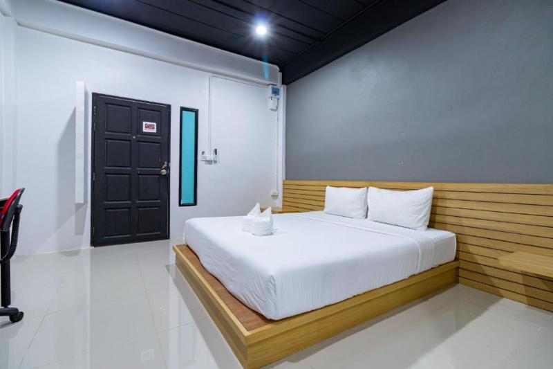 CS Klongtoey Grand Resort by ZUZU - Oda