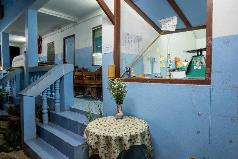 Blue House Pai by ZUZU - Lobi
