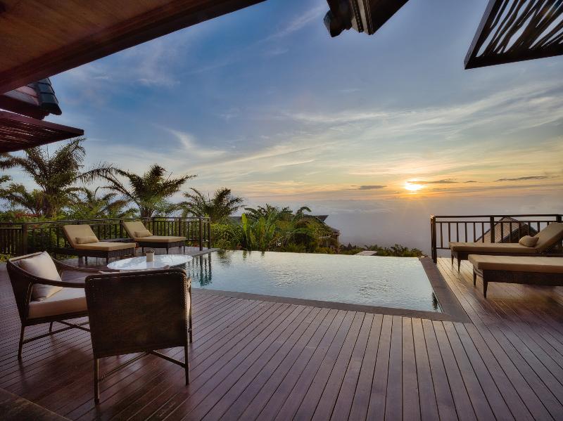 Elevate Bali - Oda