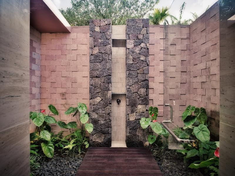Elevate Bali - Oda