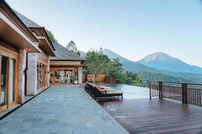 Elevate Bali - Oda