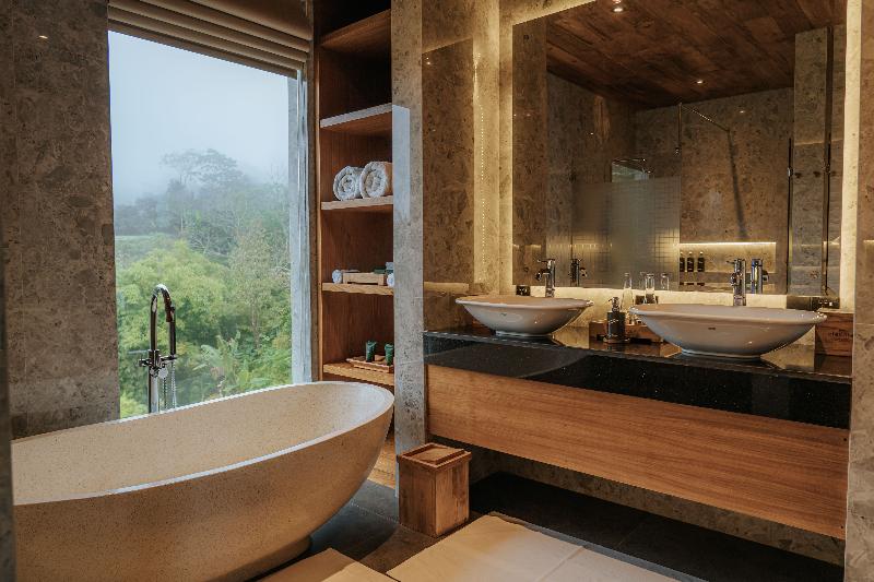 Elevate Bali - Oda
