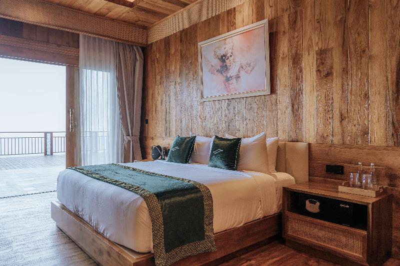 Elevate Bali - Oda