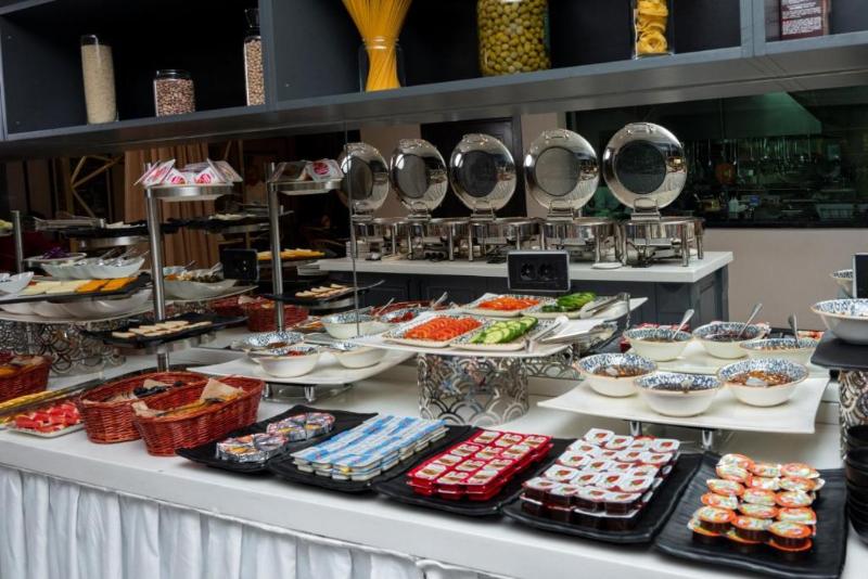 Port Rivoli Hotel Baku - Restoran