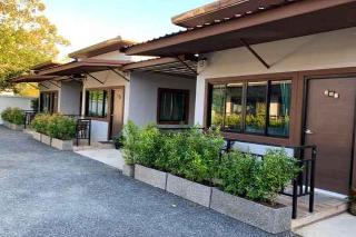 Thalang Resort by ZUZU otel fotoğrafı