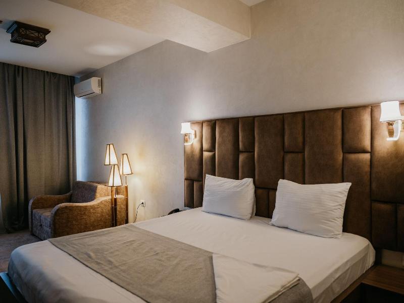 Alison Hotel - Oda
