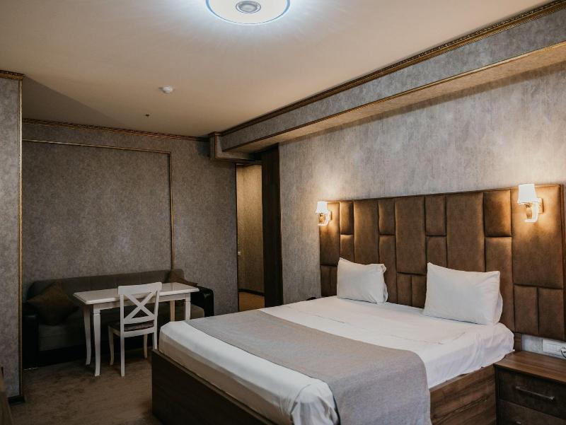 Alison Hotel - Oda