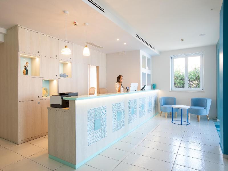 Hotel Blumarea, BW Signature Collection - Lobi