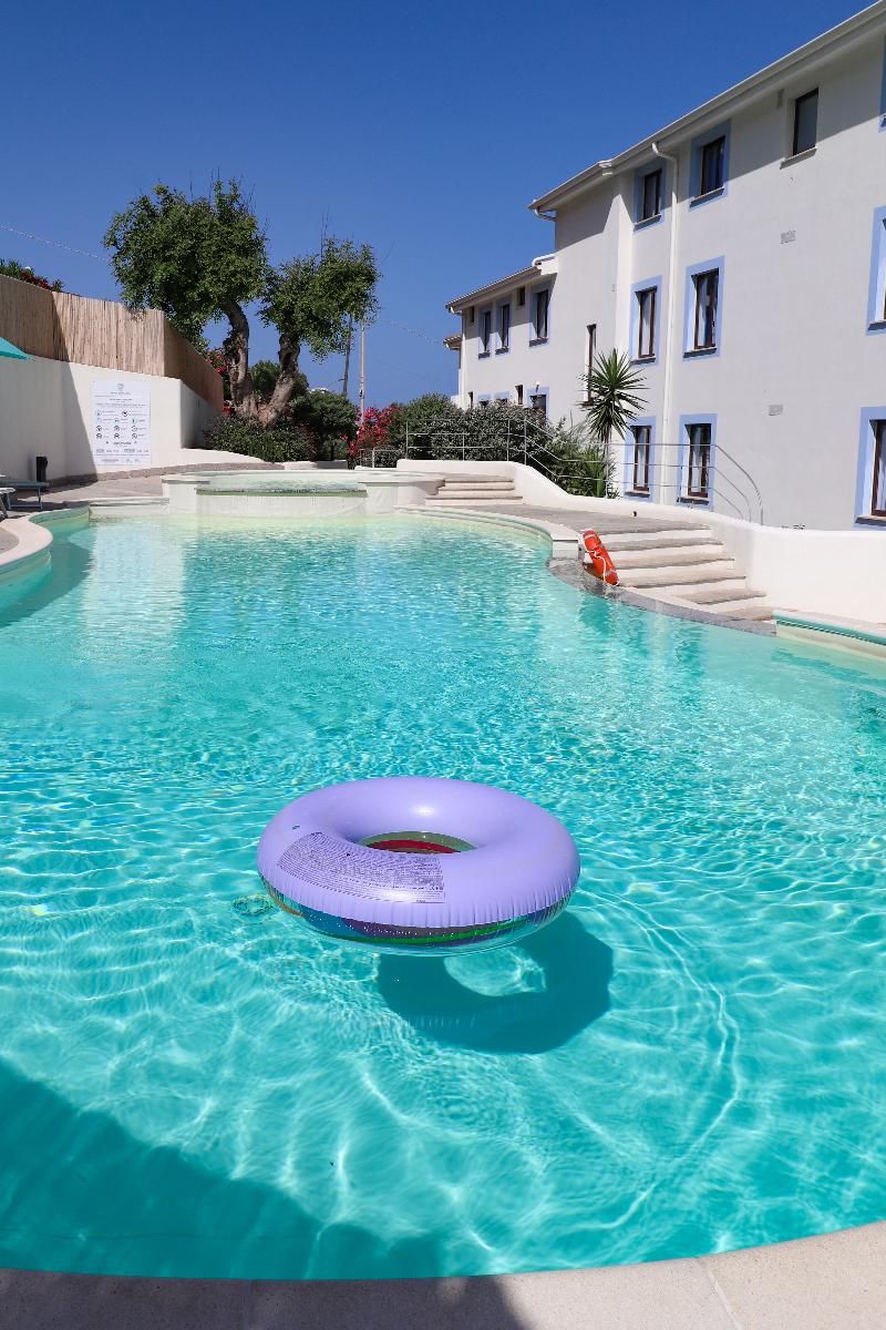 Hotel Blumarea, BW Signature Collection - Havuz