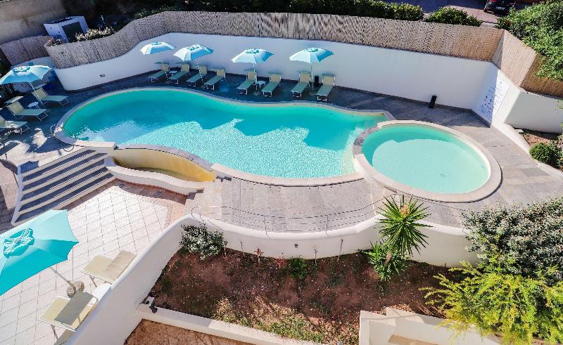 Hotel Blumarea, BW Signature Collection - Havuz