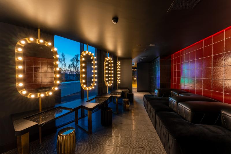 FIVE ZURICH - Bar