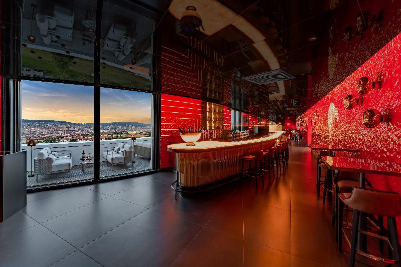 FIVE ZURICH - Bar