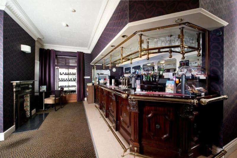 The Seafront Hotel - Bar
