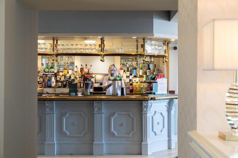 The Seafront Hotel - Bar