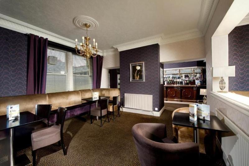 The Seafront Hotel - Restoran