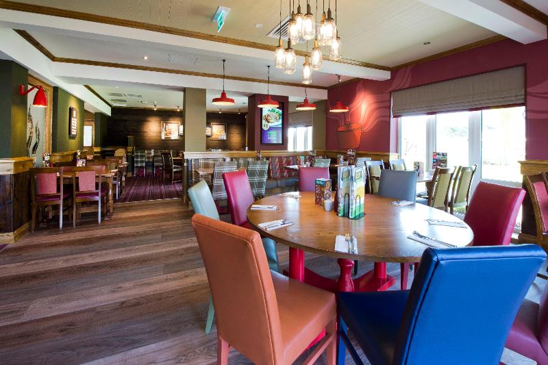 Premier Inn Abergavenny - Restoran