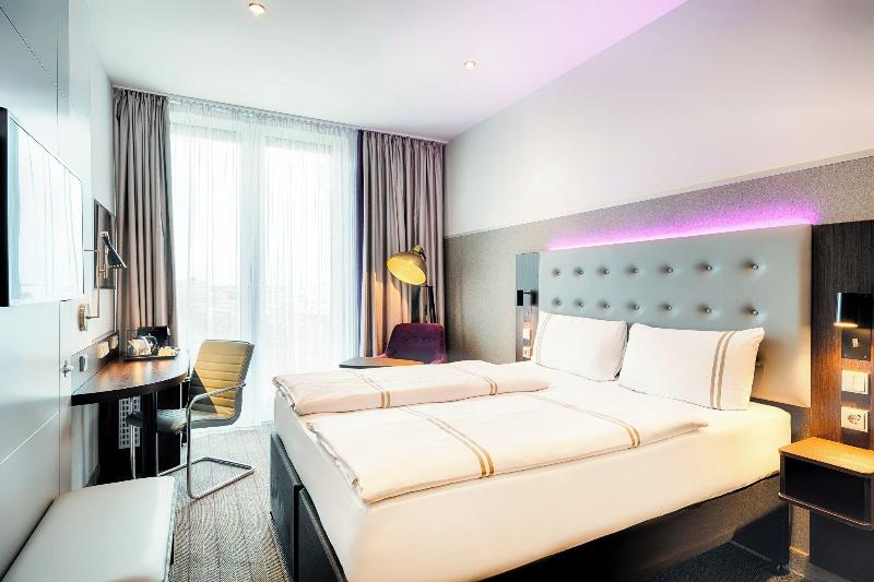 Premier Inn München City Schwabing - Lobi