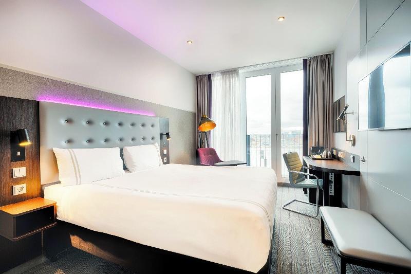 Premier Inn München City Schwabing - Lobi