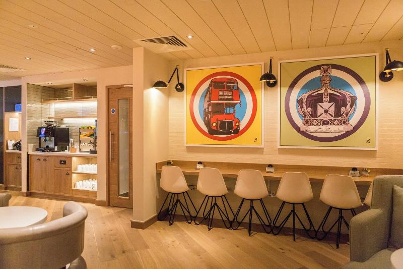 hub by Premier Inn LON Westminster, St James’ Park - Bar