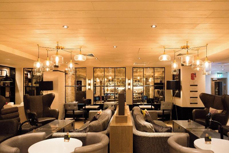 hub by Premier Inn LON Westminster, St James’ Park - Bar