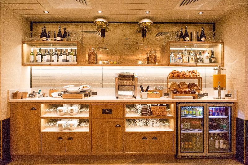 hub by Premier Inn LON Westminster, St James’ Park - Restoran