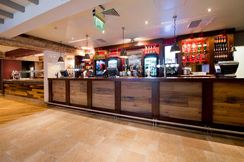 Premier Inn Bristol Cc - Lewins Mead - Restoran
