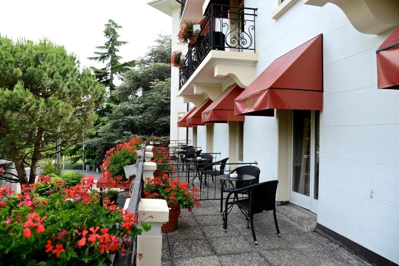Carlton Lausanne SA - Genel