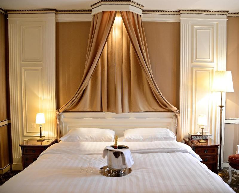 Carlton Lausanne SA - Genel