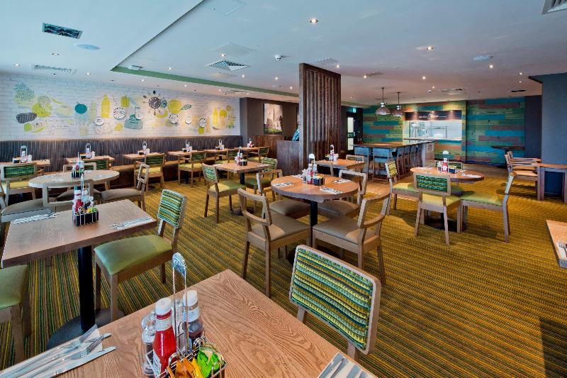 Premier Inn Cheltenham Town Centre - Restoran