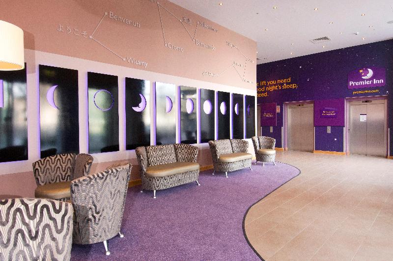 Premier Inn London Stratford - Bar