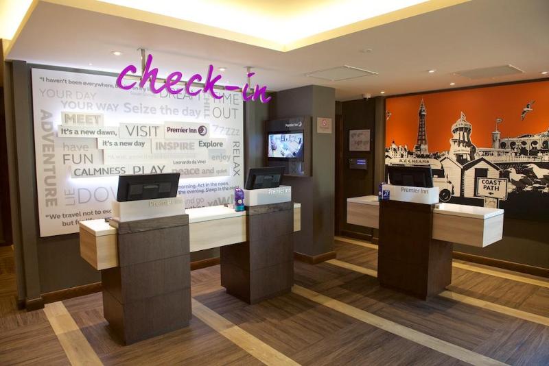 Premier Inn Jersey Charing Cross - Lobi
