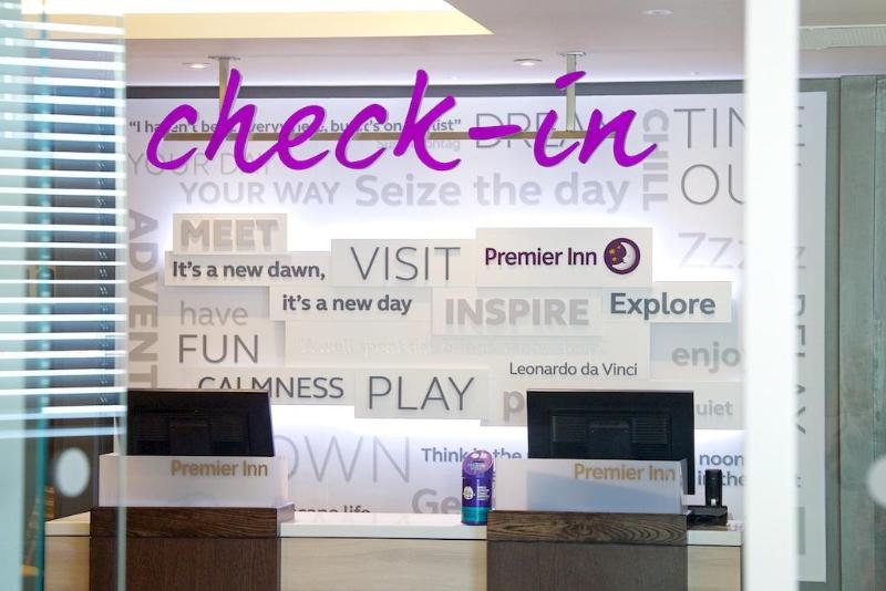 Premier Inn Jersey Charing Cross - Lobi