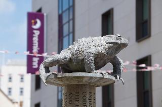 Premier Inn Jersey Charing Cross otel fotoğrafı