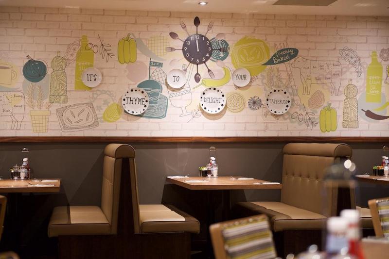 Premier Inn Jersey Charing Cross - Restoran