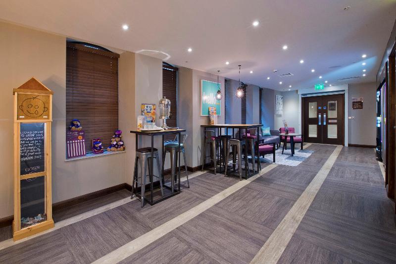 Premier Inn London Farringdon - Smithfield - Lobi