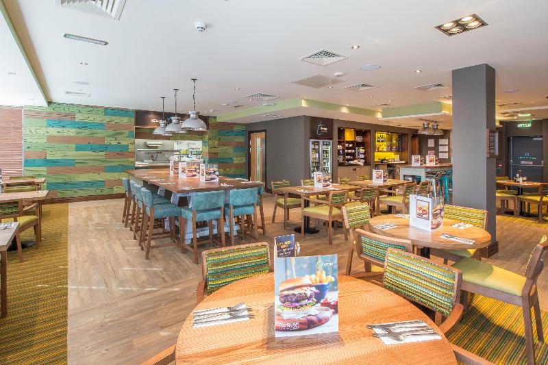 Premier Inn Tenby Town Centre - Restoran
