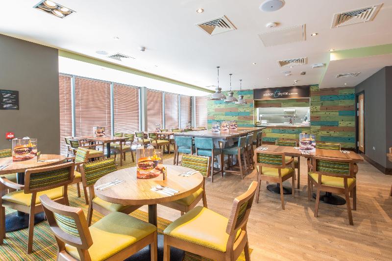 Premier Inn Tenby Town Centre - Restoran