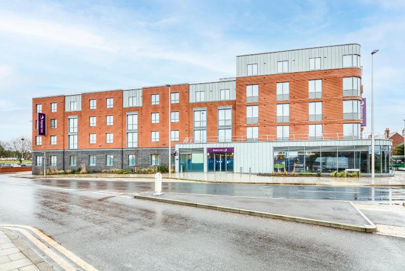 Premier Inn Wokingham Town Centre - Genel