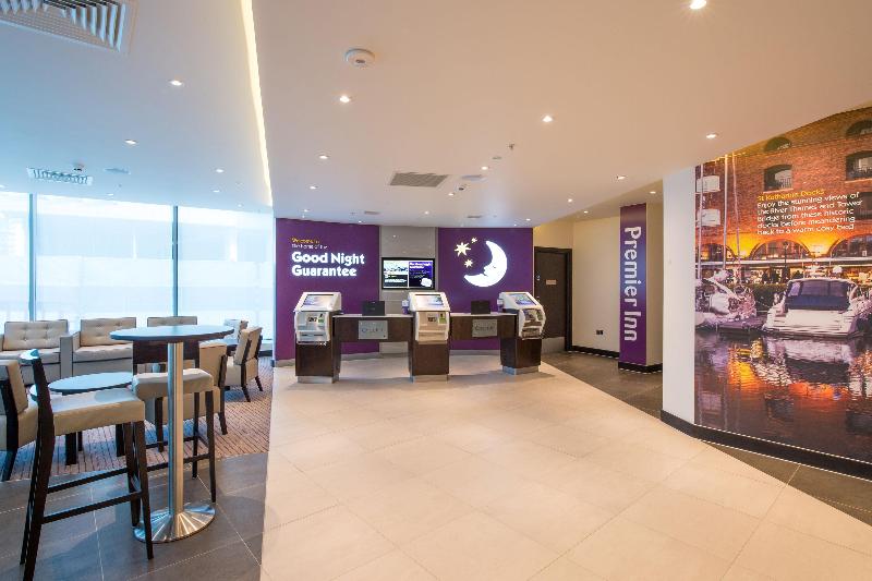 Premier Inn London City - Aldgate - Lobi