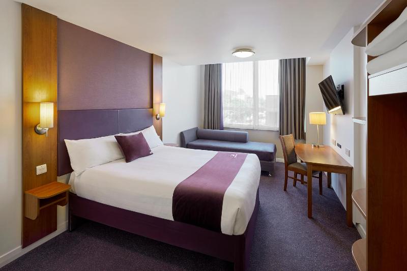 Premier Inn Edinburgh Airport - M9 Jct1 - Oda