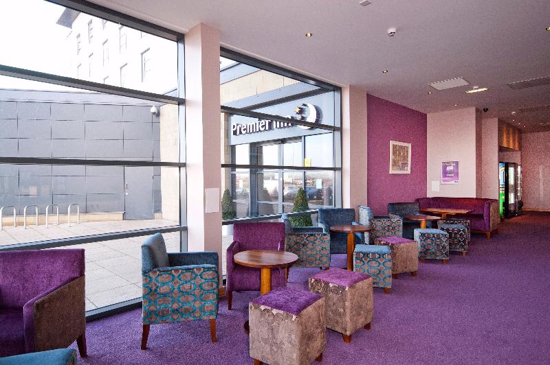 Premier Inn Edinburgh Park - Airport - Bar