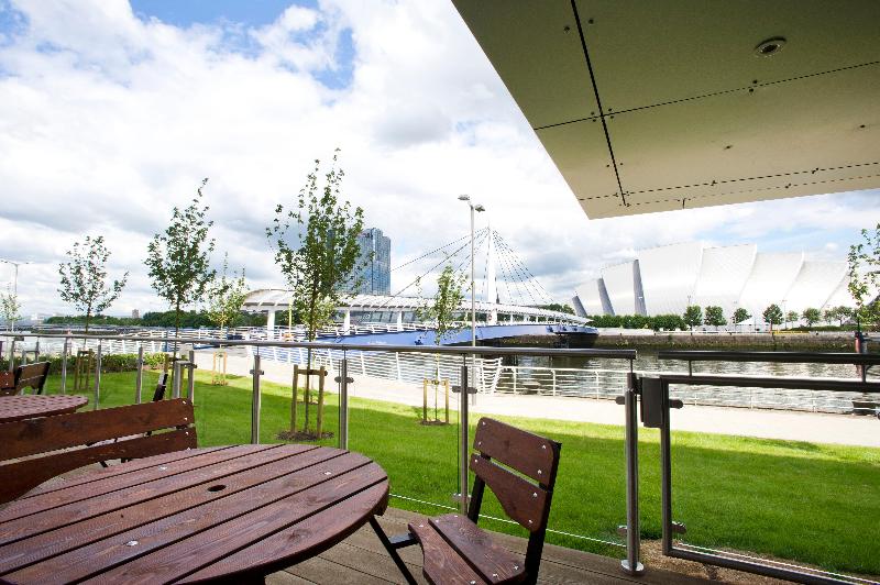 Premier Inn Glasgow Pacific Quay - Genel
