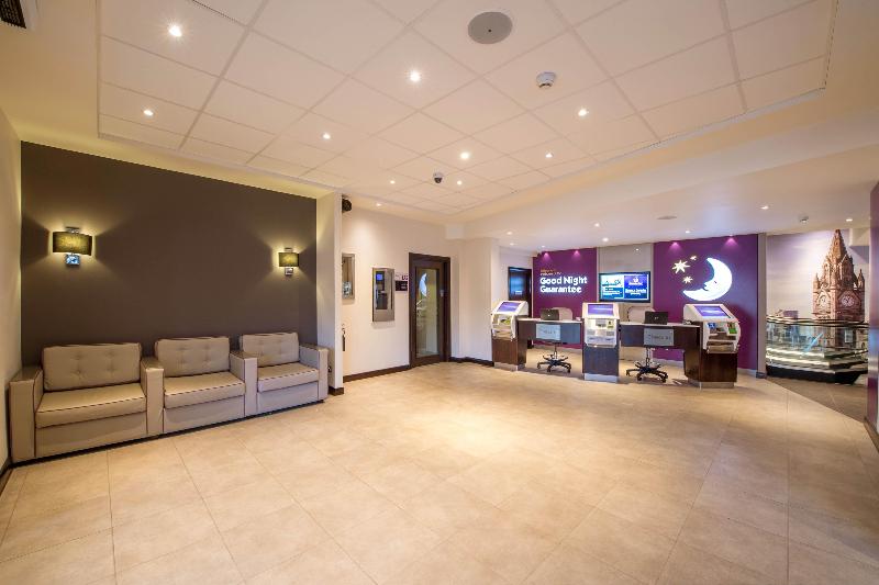 Premier Inn Manchester - Arena/Printworks - Lobi
