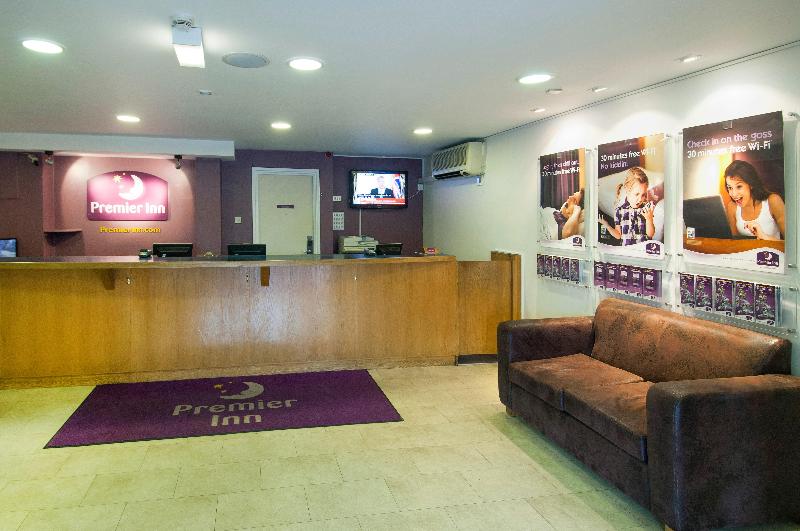 Premier Inn Leeds City Centre - Wellington Street - Lobi