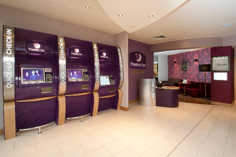 Premier Inn Belfast Titanic Quarter - Lobi