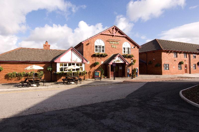 Premier Inn Blackpool - Beach - Genel