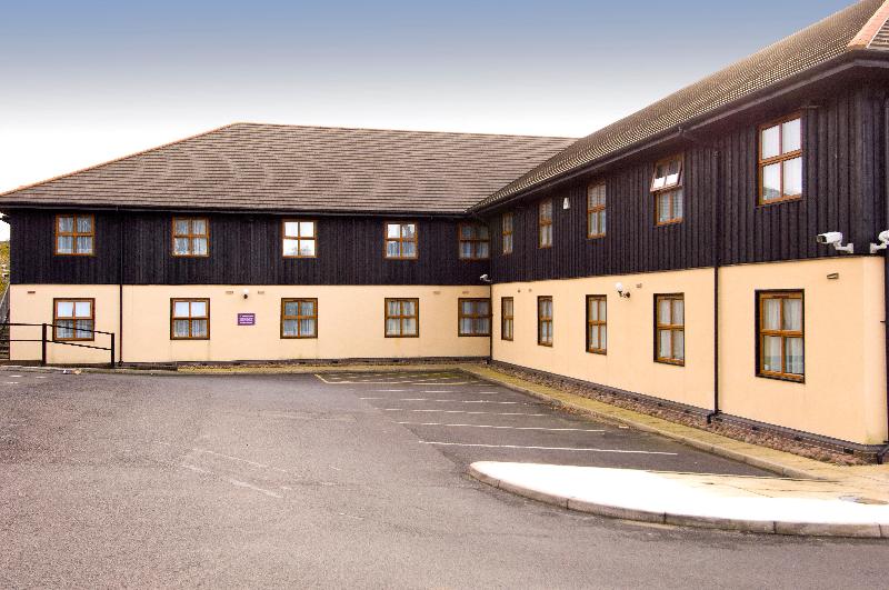 Premier Inn Bolton West - Genel