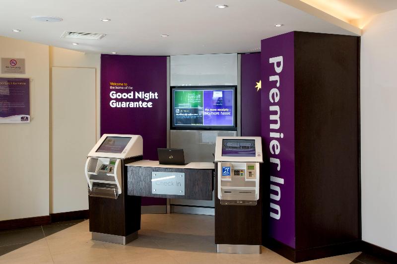 Premier Inn Perth City Centre - Lobi