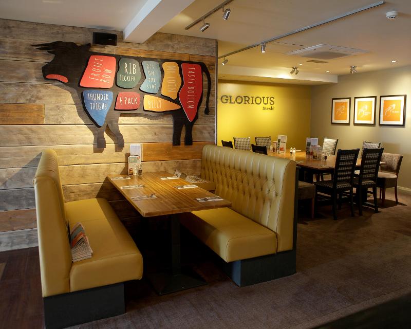 Premier Inn Torquay Seafront - Restoran